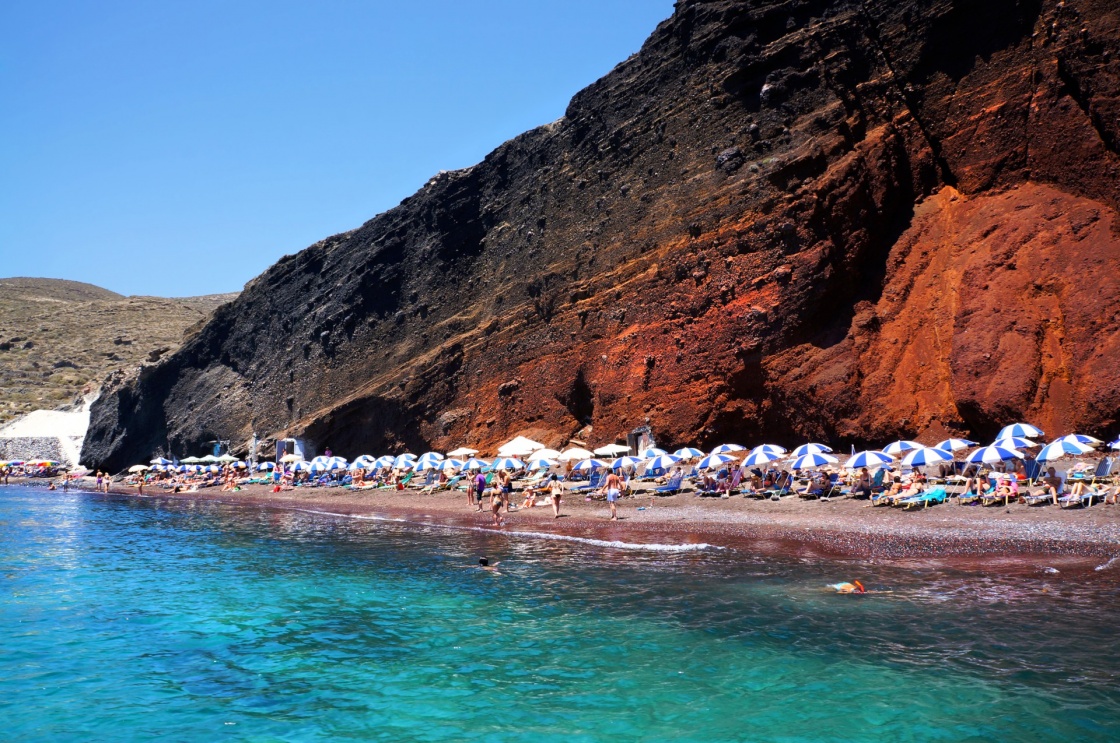 'Seascape and red beach of Santorini island, Greece' - Santorin